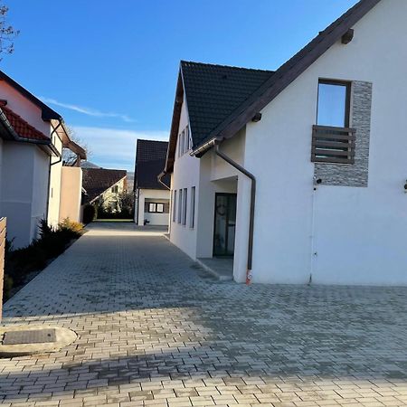 Fenyo Apartman House Ii. Odorheiu Secuiesc Eksteriør billede